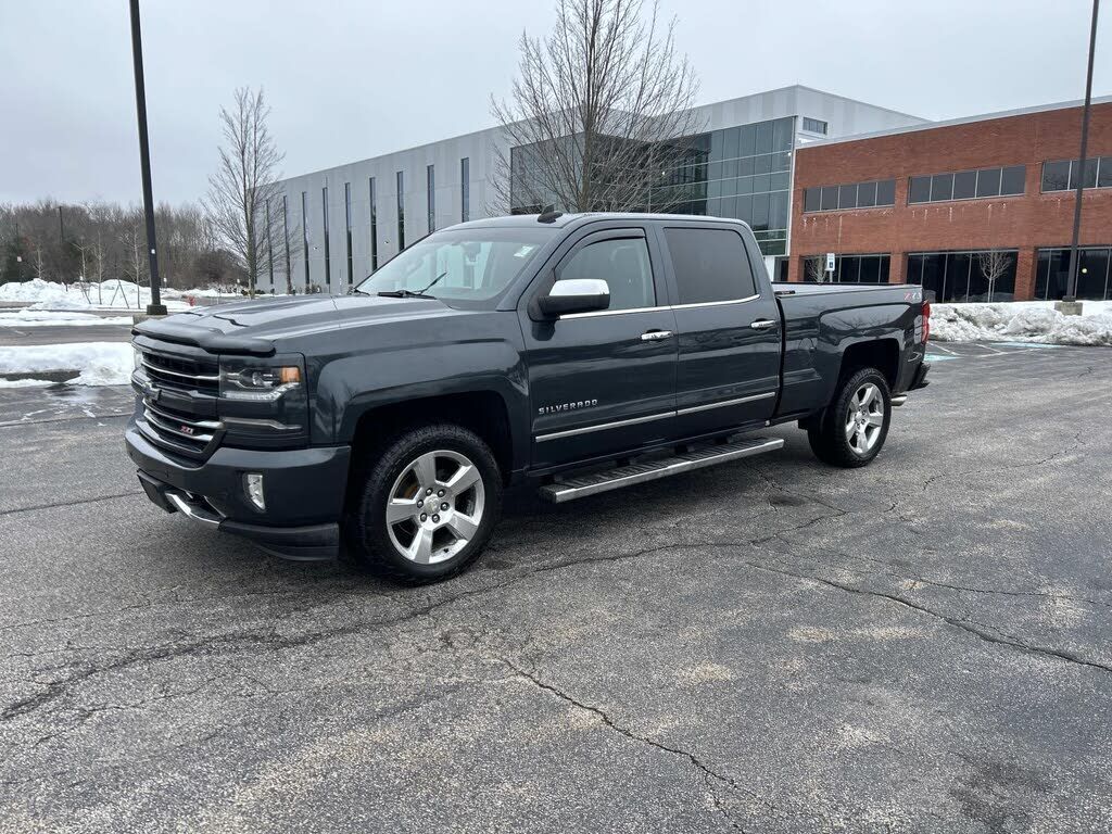 2018 CHEVROLET Silverado