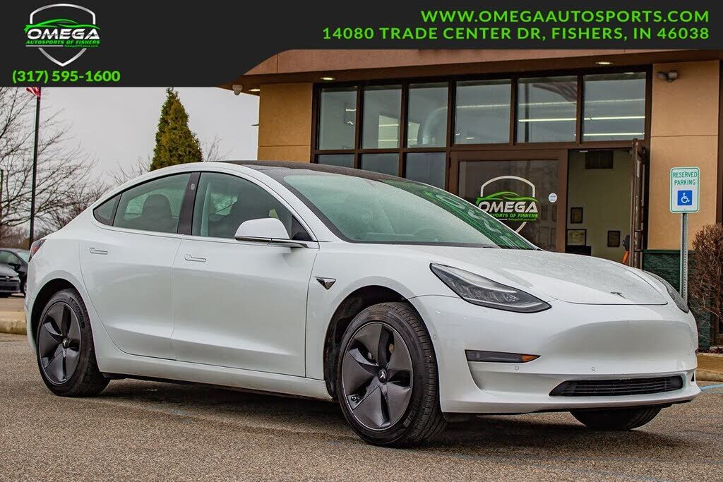 2020 TESLA Model 3