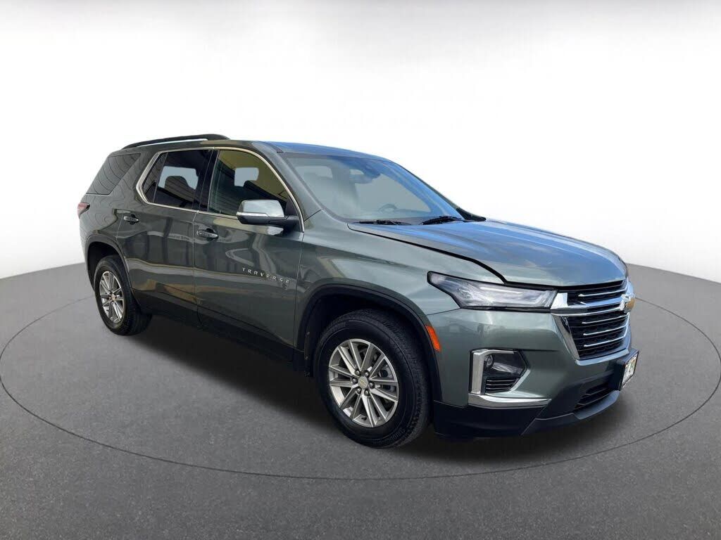 2023 CHEVROLET Traverse