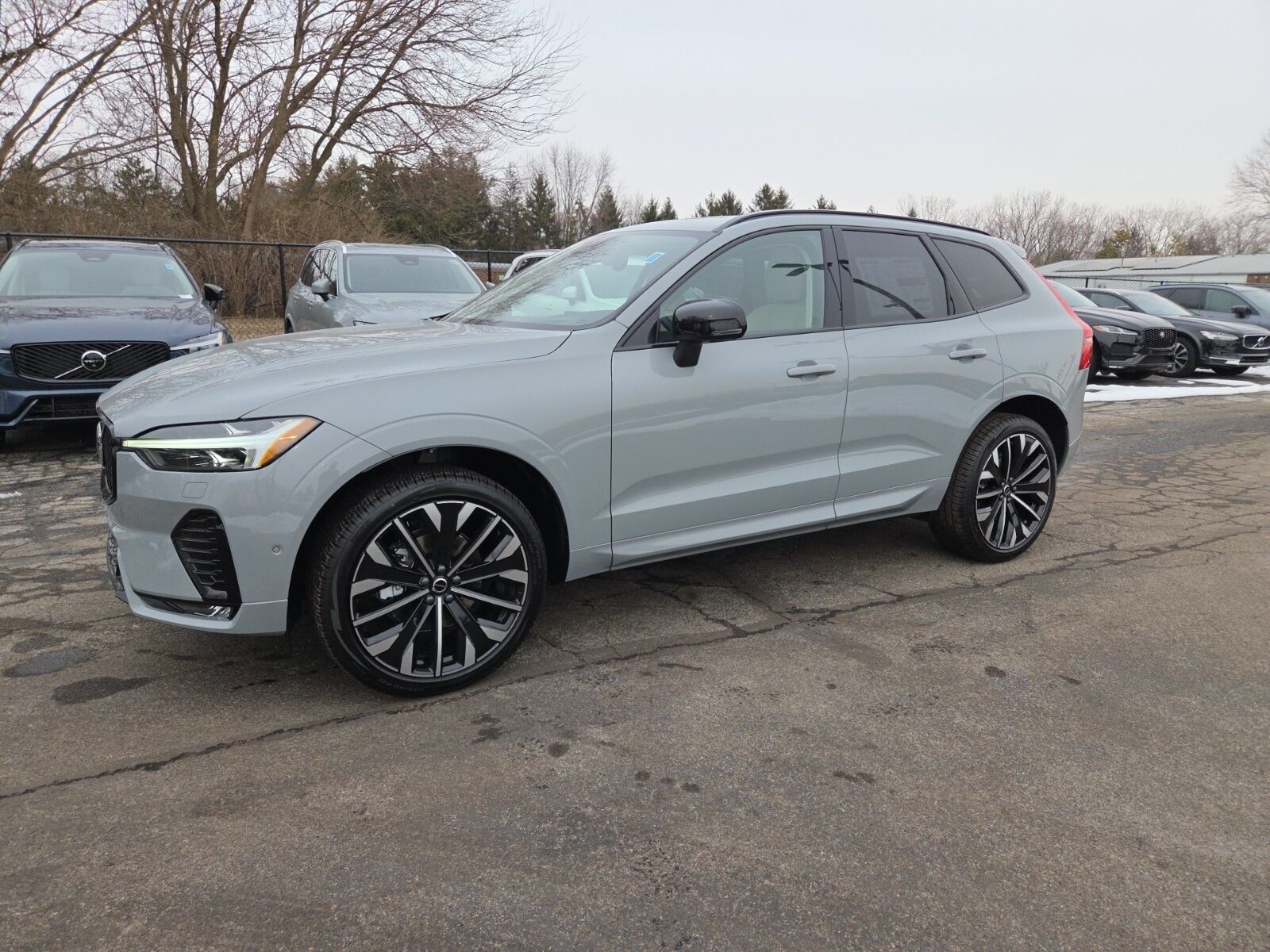 2026 VOLVO XC60
