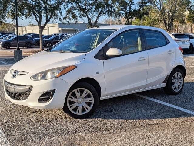 2013 MAZDA Mazda2