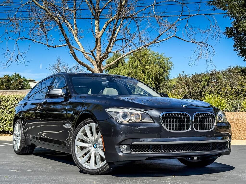 2011 BMW 7 Series