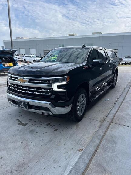 2024 CHEVROLET Silverado
