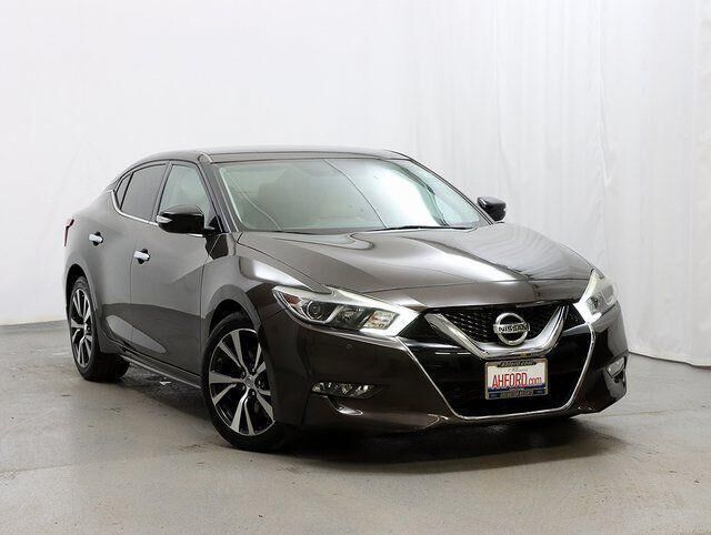 2016 NISSAN Maxima