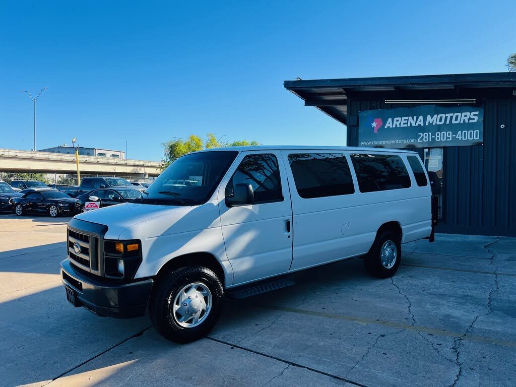 Ford E-350