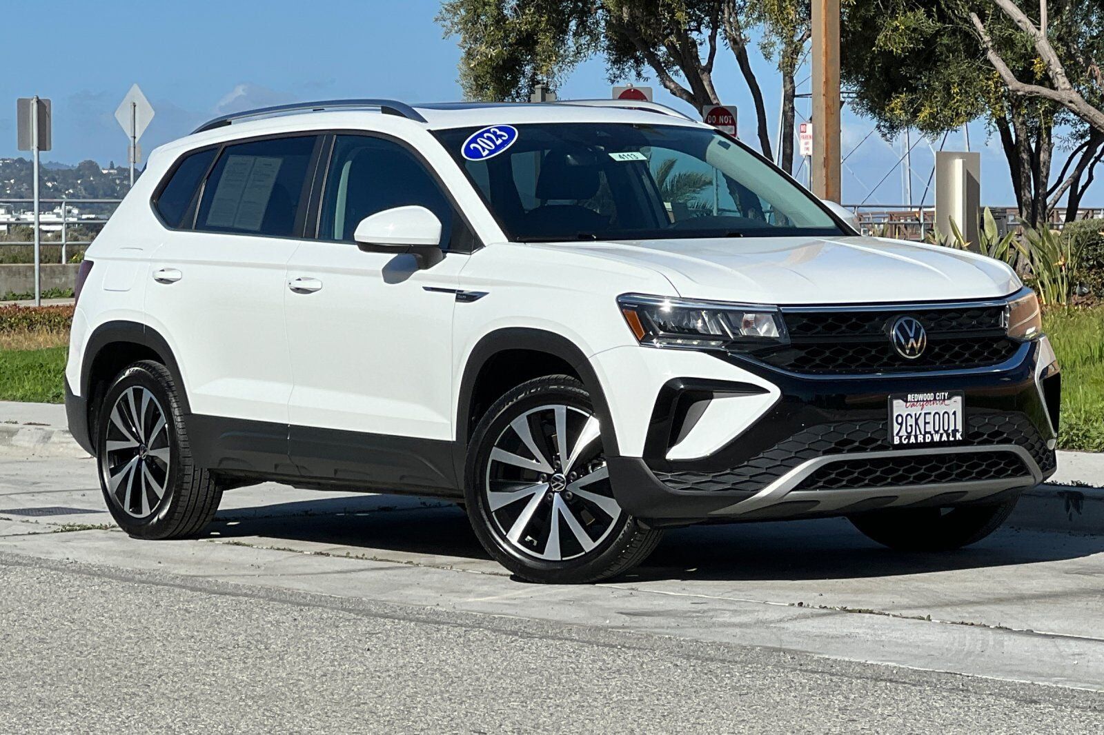 2023 VOLKSWAGEN Taos 4Motion