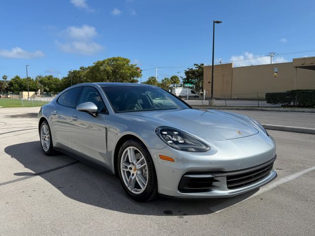 2020 PORSCHE Panamera