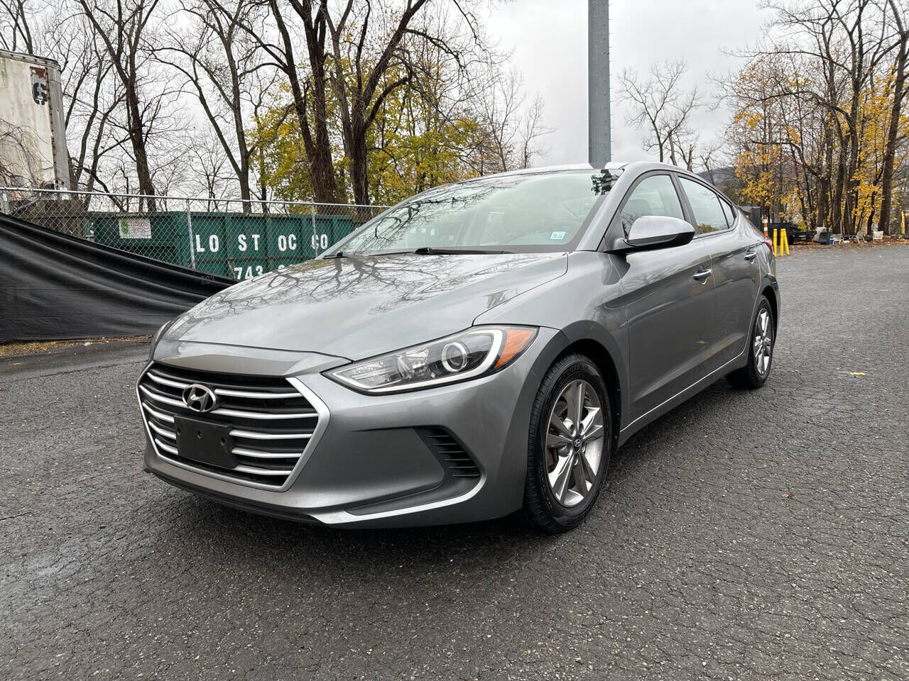 2017 HYUNDAI Elantra