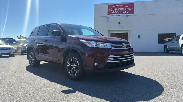 2017 TOYOTA Highlander