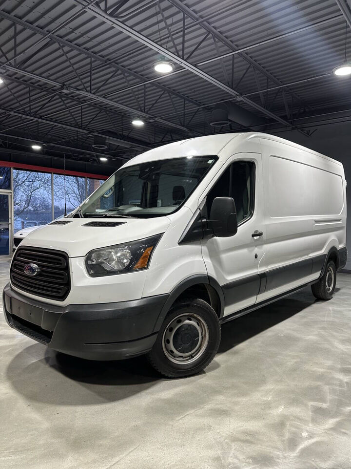 2015 FORD Transit