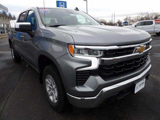 2023 CHEVROLET Silverado