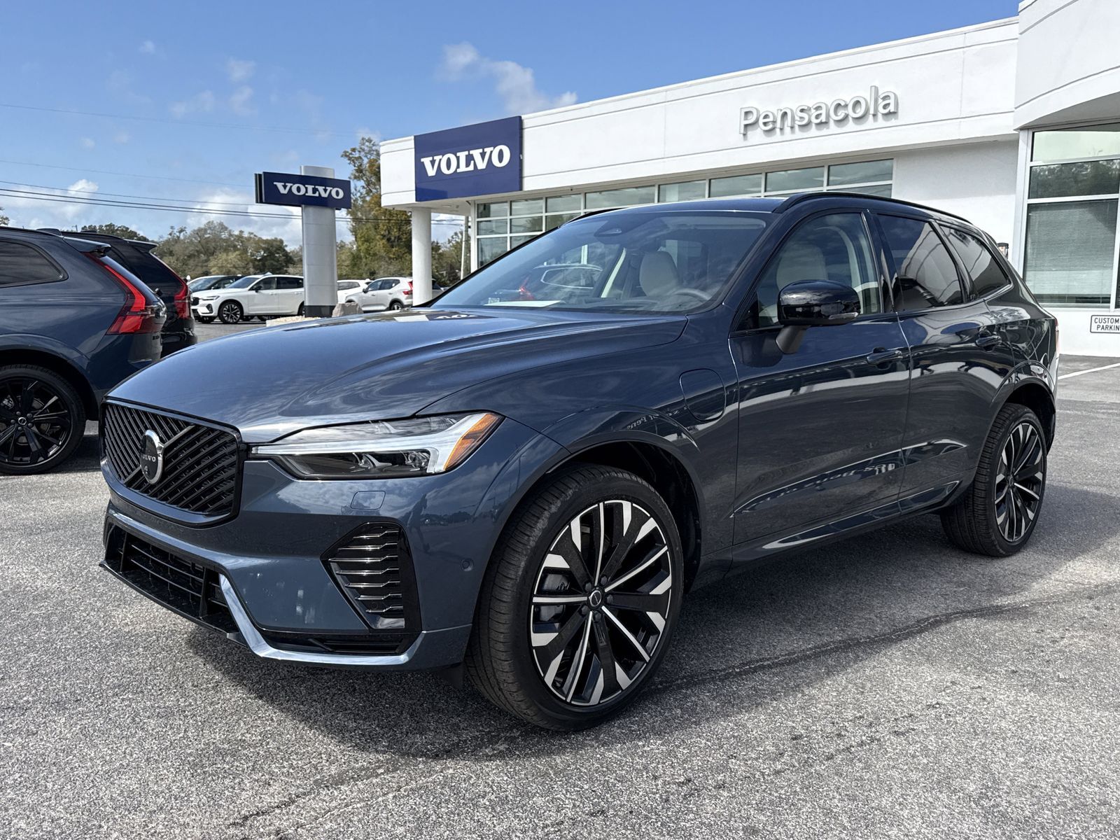2026 VOLVO XC60