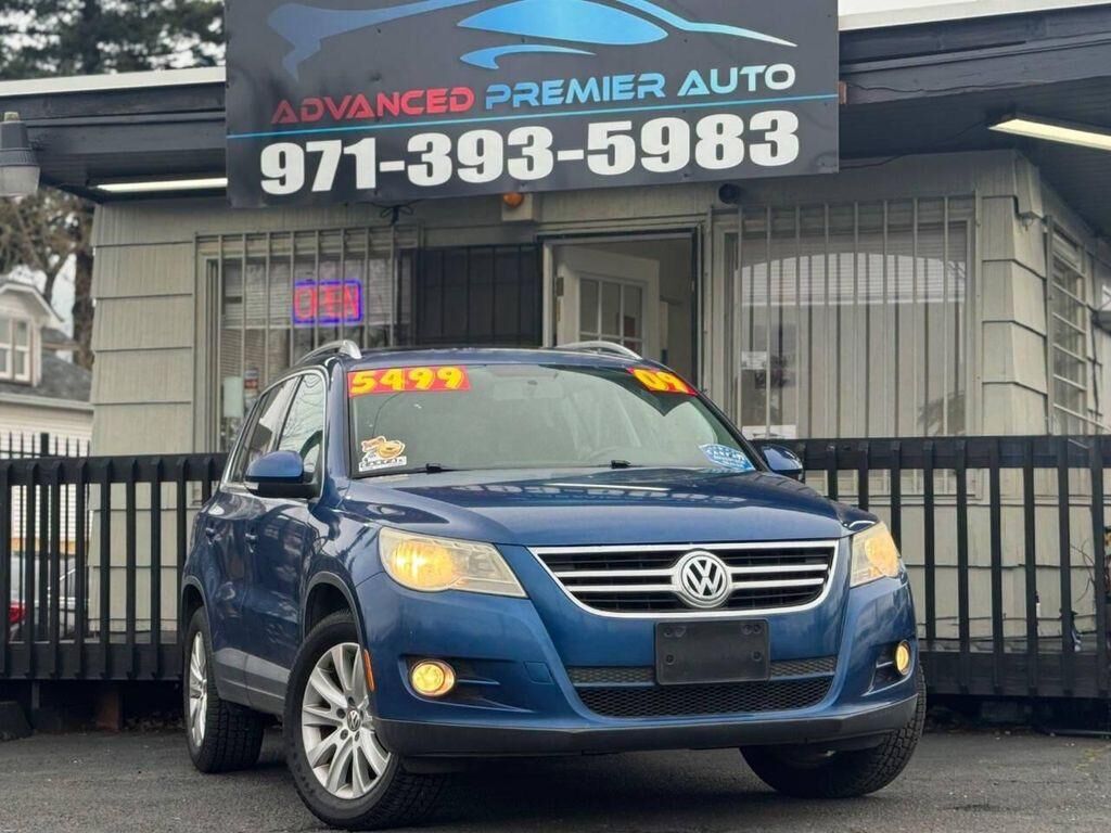 2009 VOLKSWAGEN Tiguan