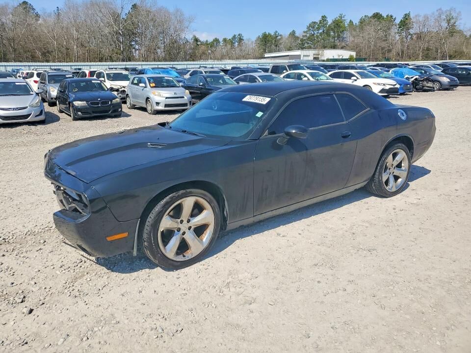 2013 DODGE Challenger