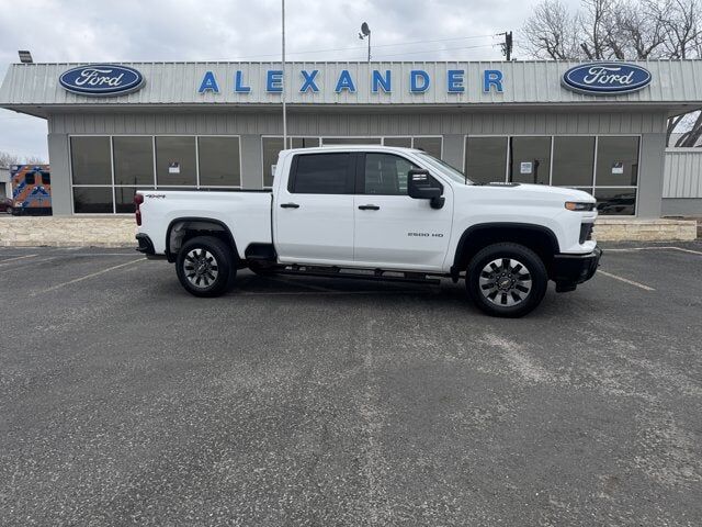 2025 CHEVROLET Silverado HD