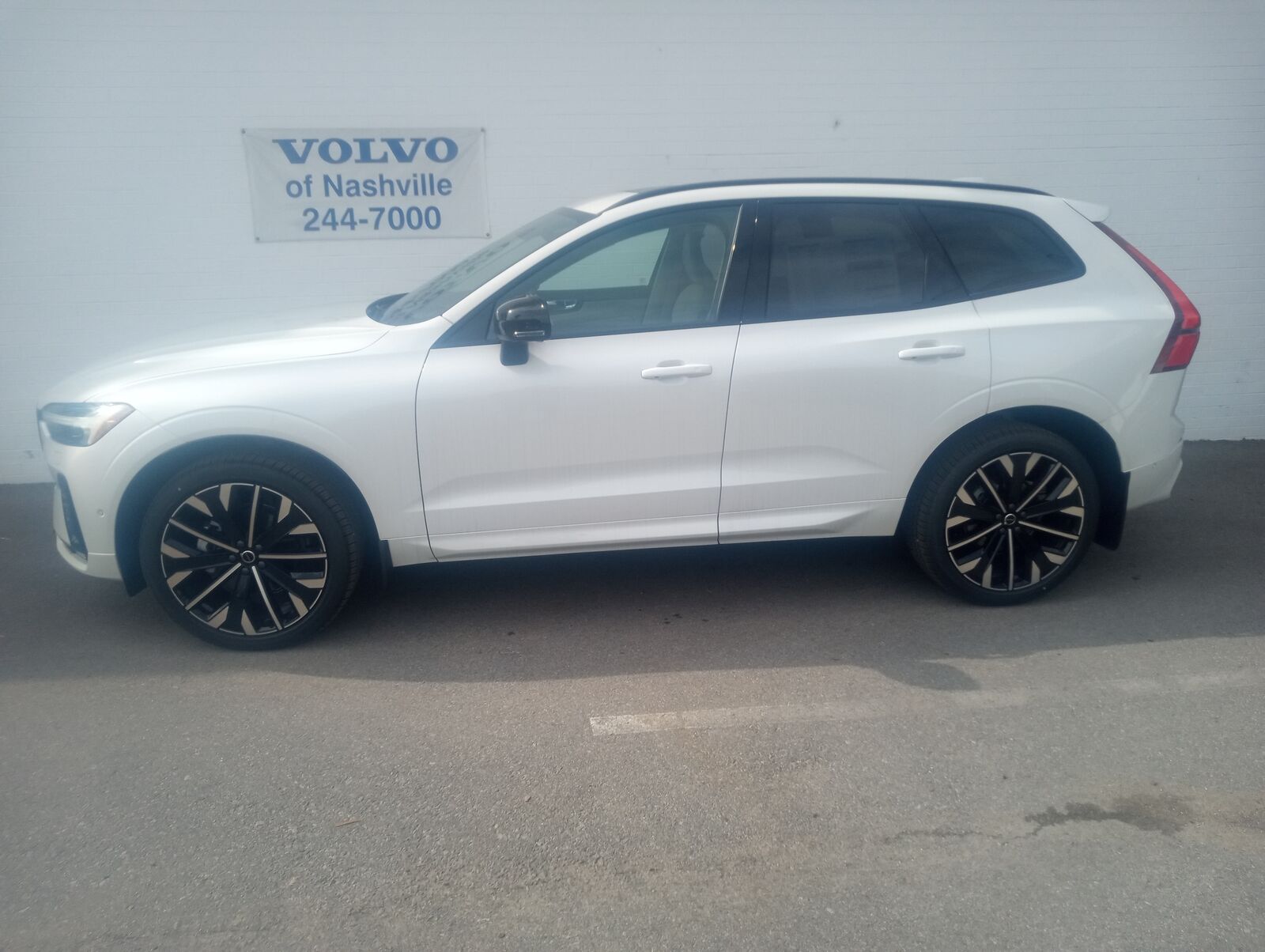 2026 VOLVO XC60