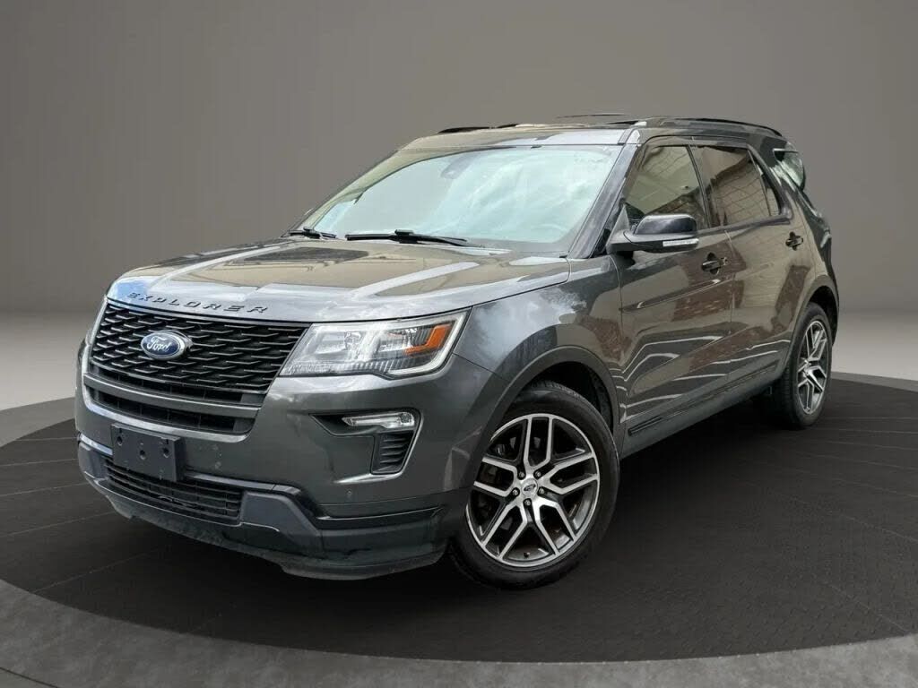 2018 FORD Explorer