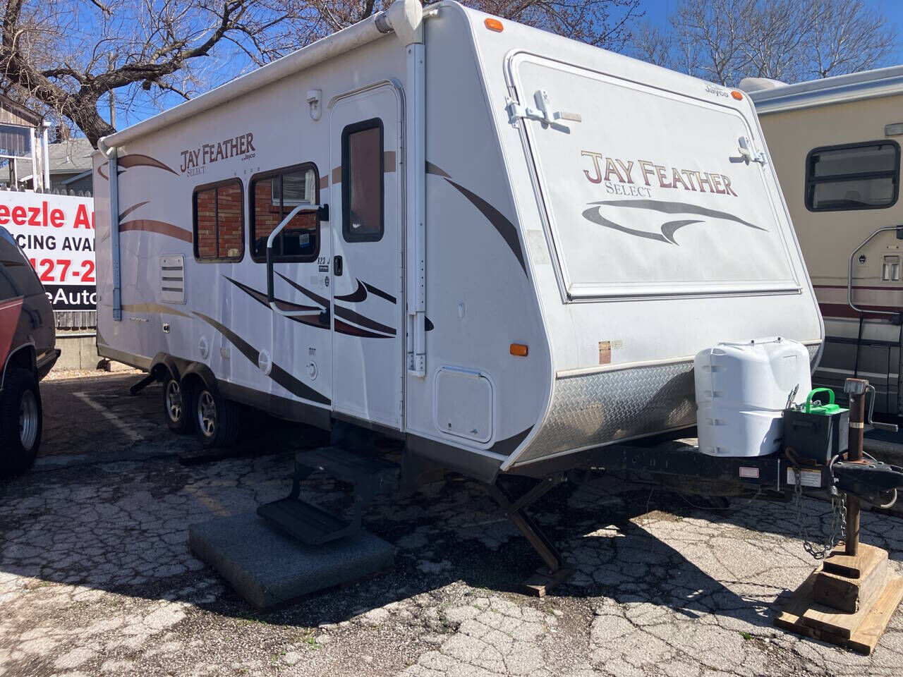 2011 JAYCO Hybrid Trailer