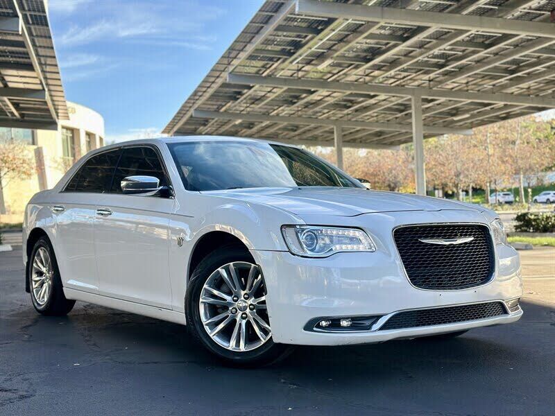 2016 CHRYSLER 300