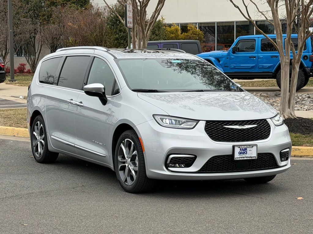 2026 CHRYSLER Pacifica
