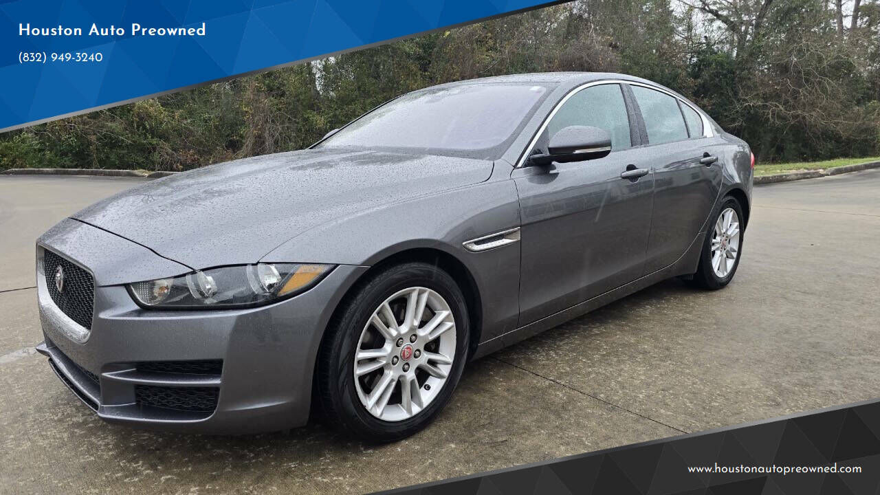 2017 Jaguar XE