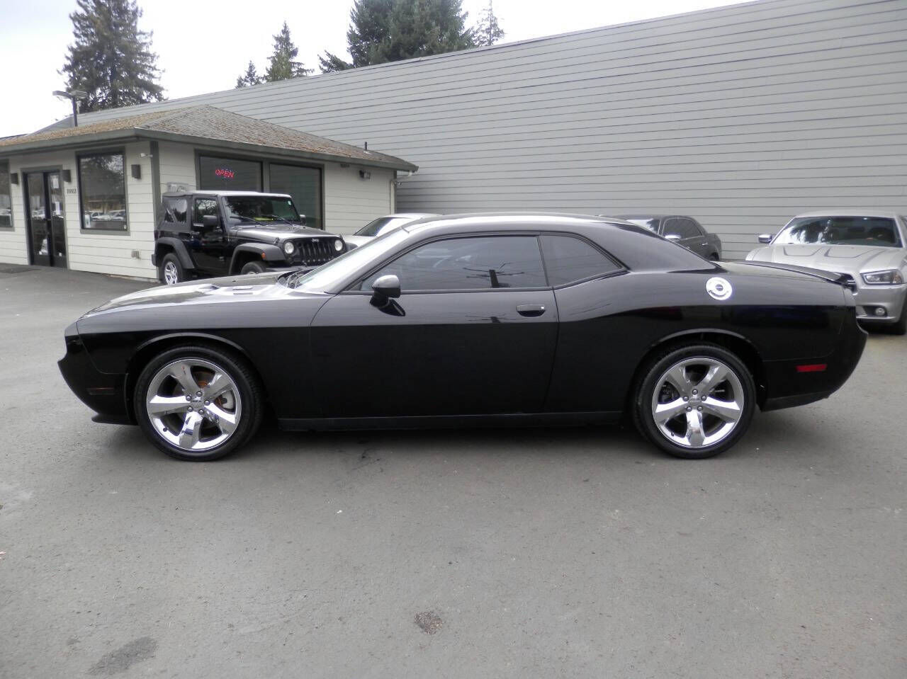 2013 DODGE Challenger