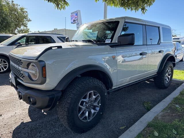 2025 FORD Bronco