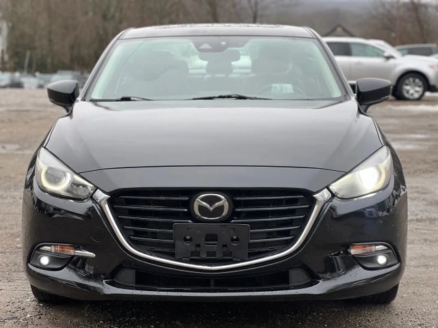 2017 MAZDA Mazda3