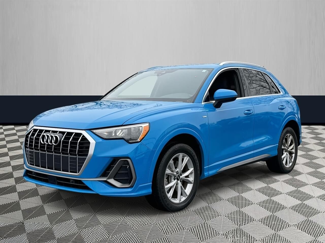 2022 Audi Q3