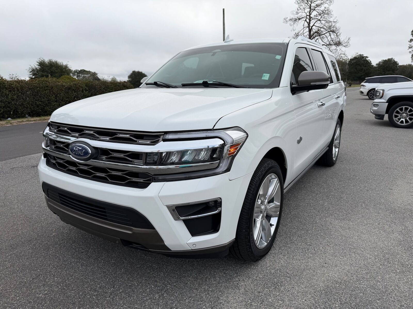 2022 FORD Expedition