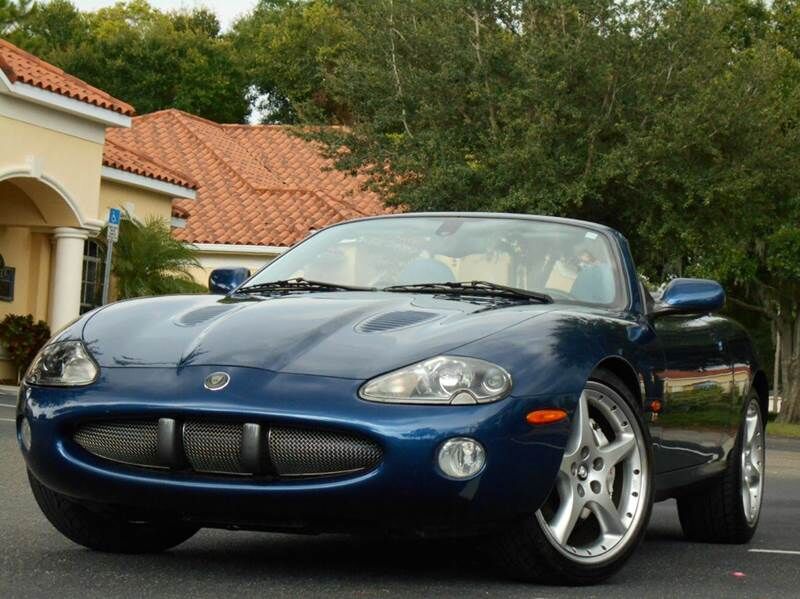 2004 JAGUAR XKR