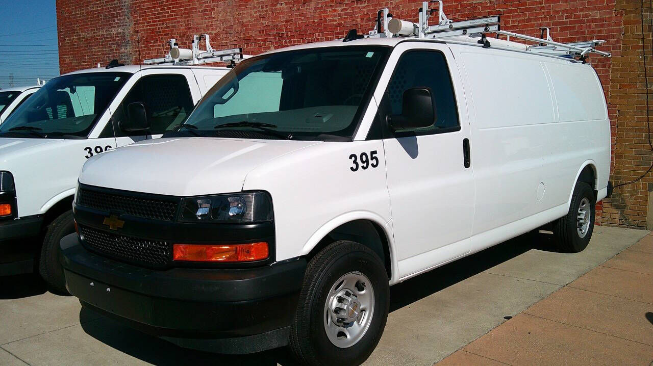 2025 CHEVROLET Express