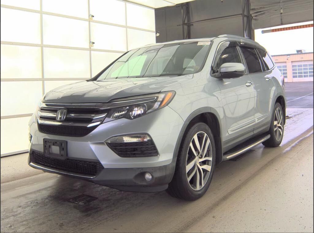 2017 HONDA Pilot