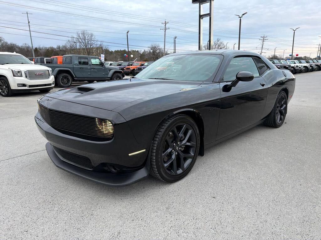 2023 DODGE Challenger