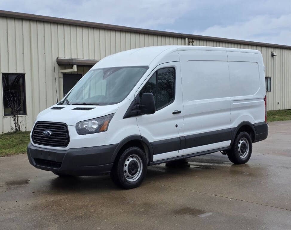 2017 FORD Transit