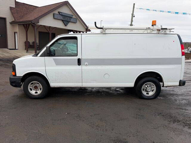 2011 CHEVROLET Express
