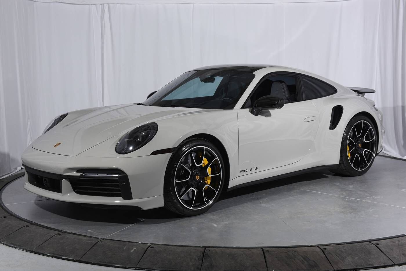 2021 PORSCHE 911