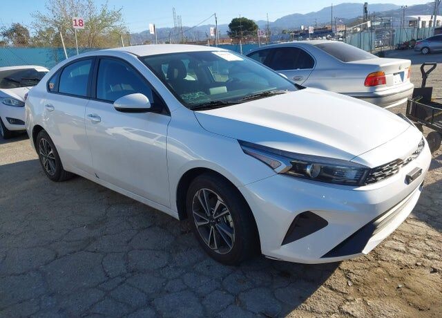 2023 KIA Forte
