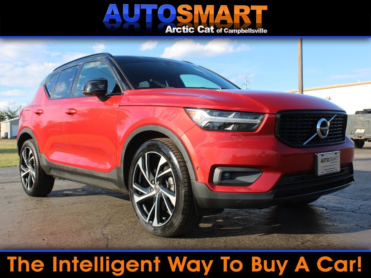 2019 VOLVO XC40