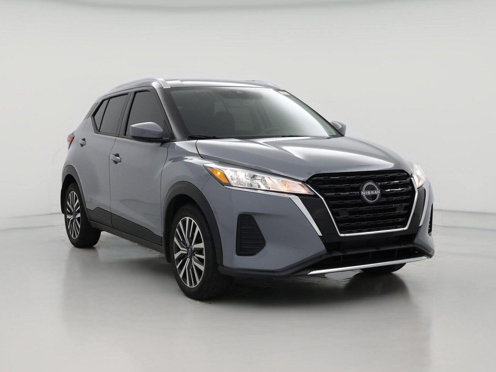 2022 NISSAN Kicks