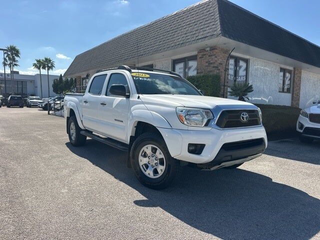 2015 TOYOTA Tacoma