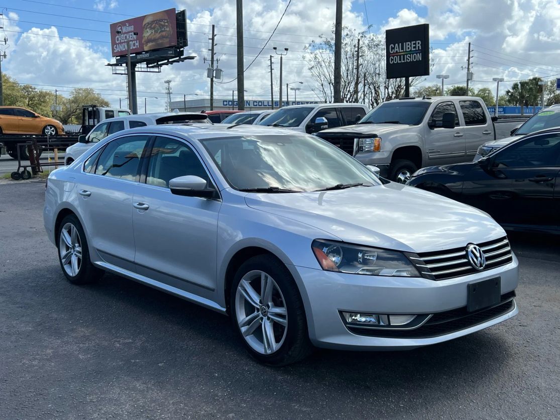 2015 VOLKSWAGEN Passat