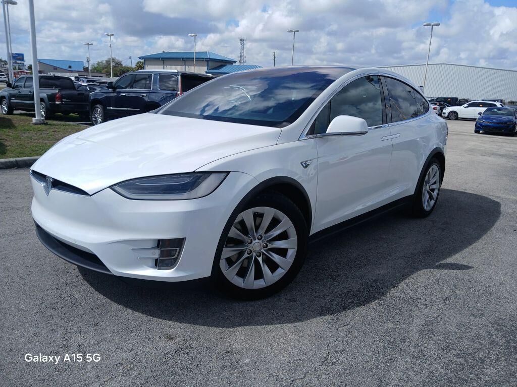2016 TESLA Model X