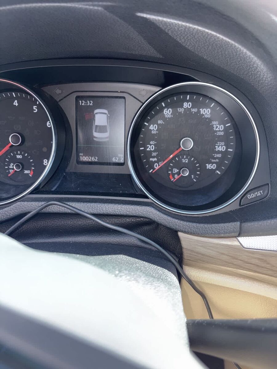 2018 VOLKSWAGEN Passat