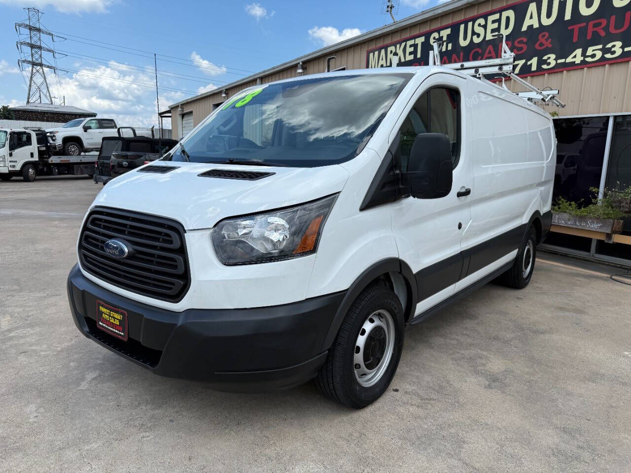 2018 FORD Transit