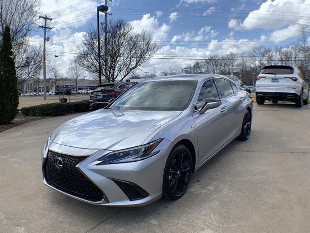 2024 LEXUS ES