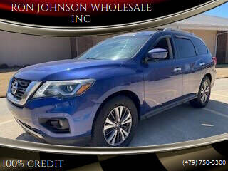 2017 NISSAN Pathfinder