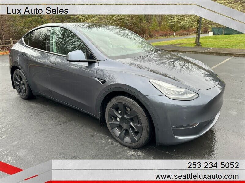 2021 TESLA Model Y