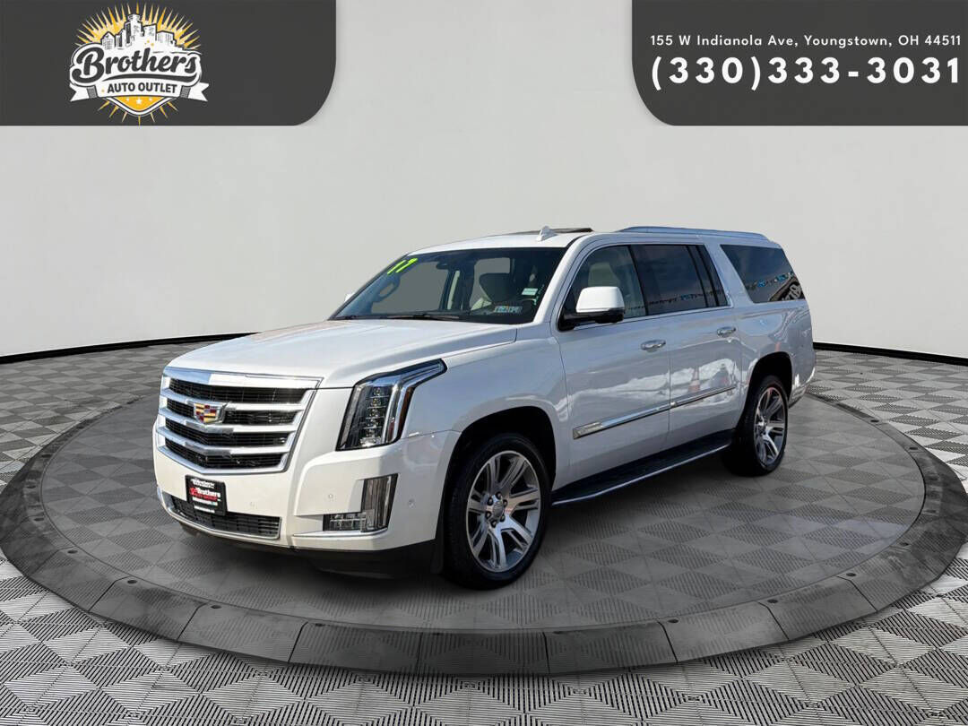 2017 CADILLAC Escalade ESV