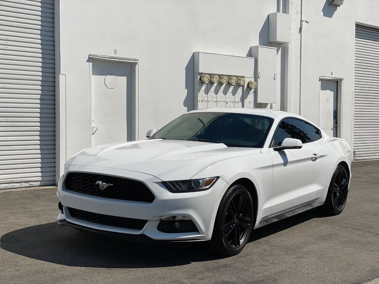 2015 FORD Mustang